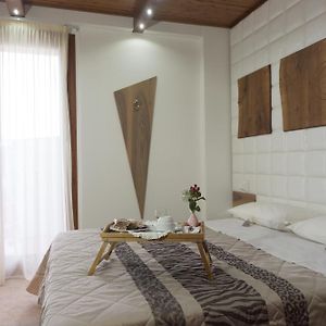 Camera economica con letto king size